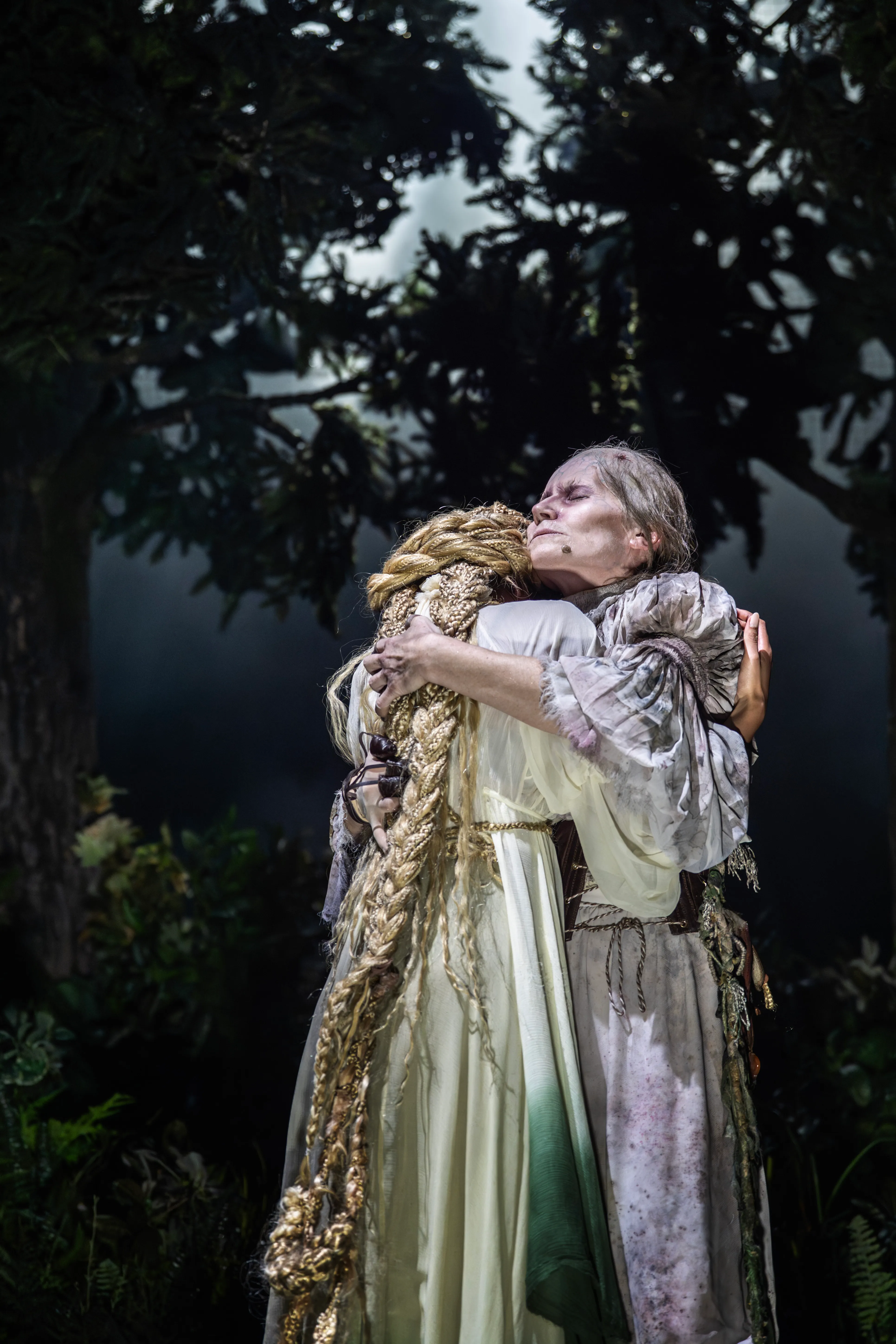 Bella Brown and Kate Fleetwood as the Witch